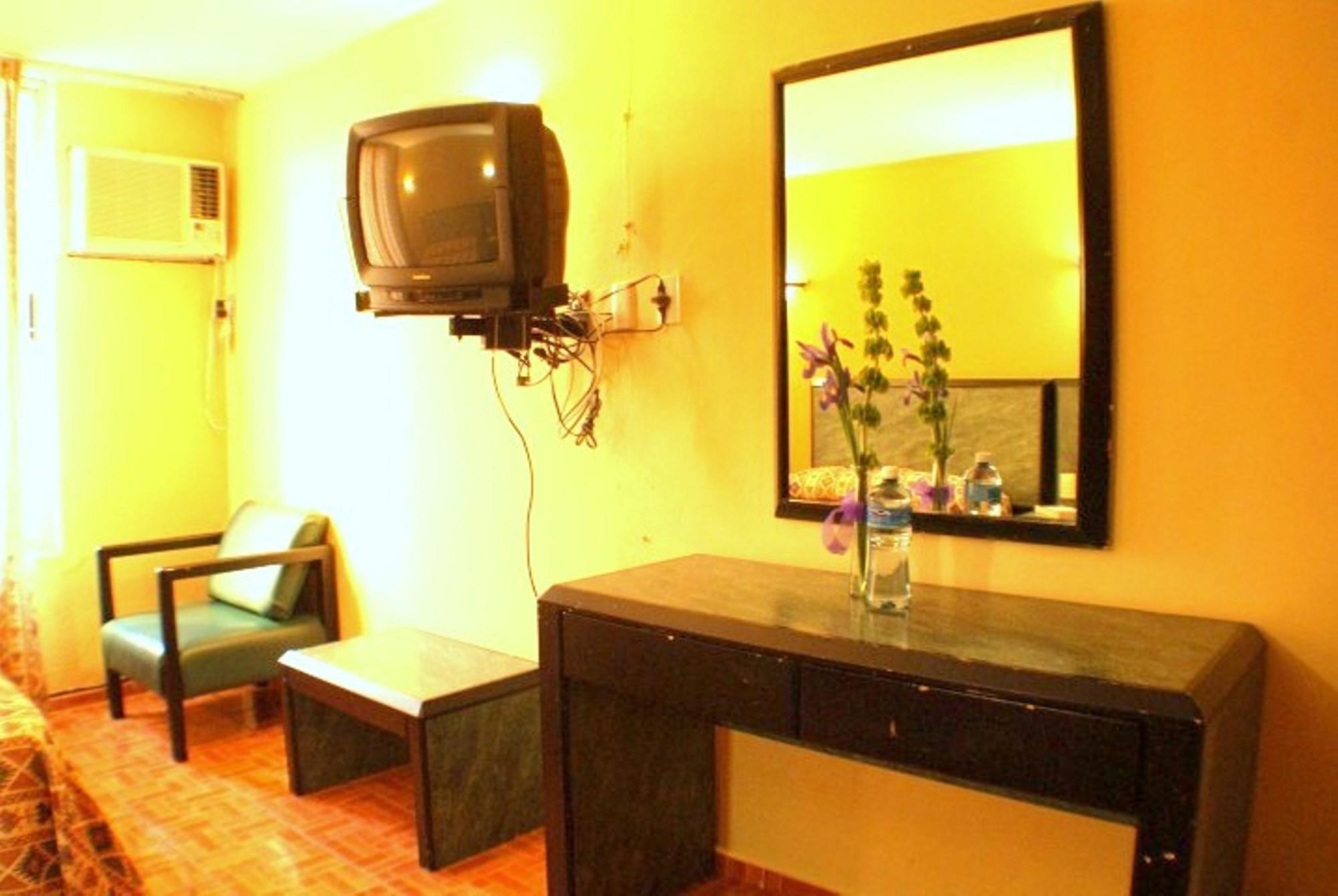 Hotel Universo Guadalajara Extérieur photo