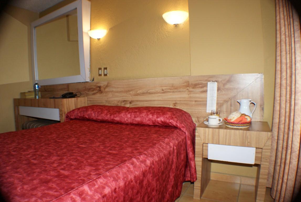Hotel Universo Guadalajara Extérieur photo