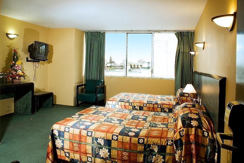 Hotel Universo Guadalajara Extérieur photo