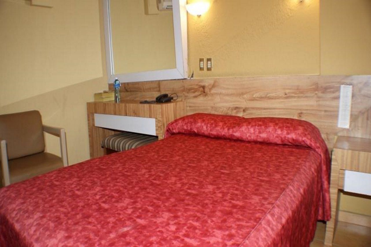Hotel Universo Guadalajara Extérieur photo